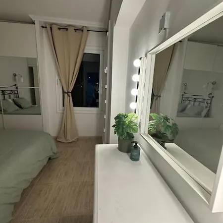 Apartment 4 Seasons House *