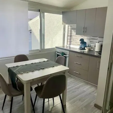 4 Seasons House Apartment